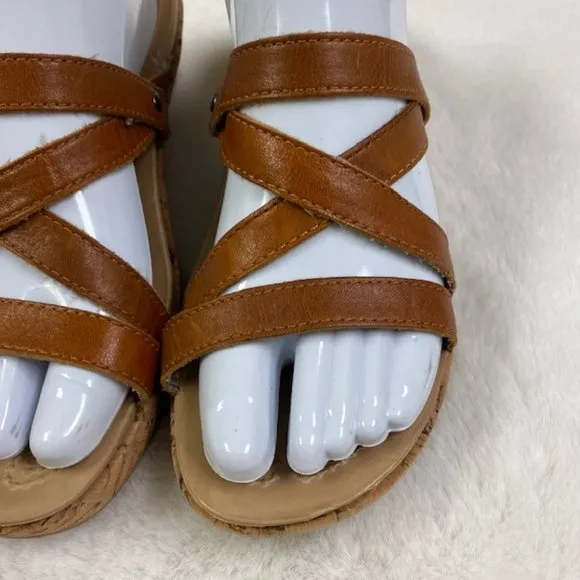 Crocs A-Leigh Mini Leather Wedge Cocoa, size 9‎